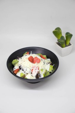 Bir kase meyve salatası. 