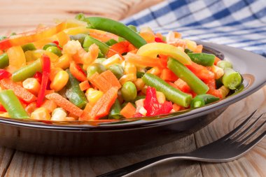 Sebze Meksika karışımı. Domates, fasulye kereviz kök yeşil