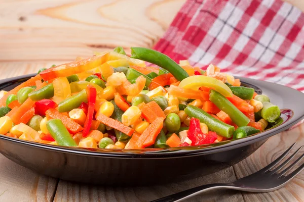 Mix messicano di verdure. Pomodori, Fagioli Sedano Radice Verde — Foto Stock