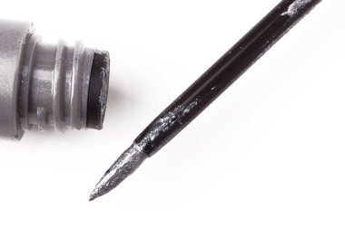 gri sıvı eyeliner fırçası yakın çekim makro bir tüp ile