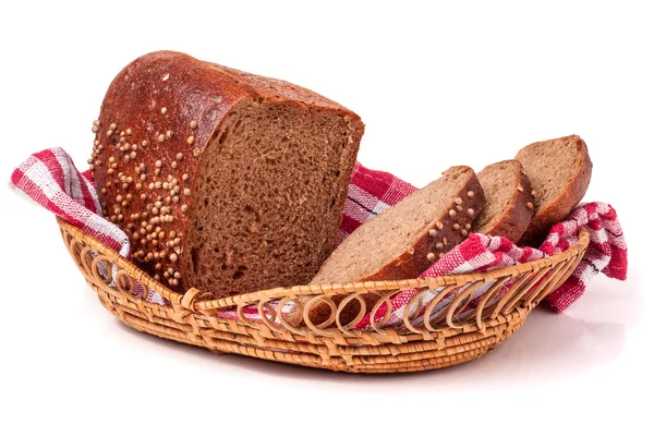 Czarny chleb z kolendrą nasiona zbliżenie — Zdjęcie stockowe