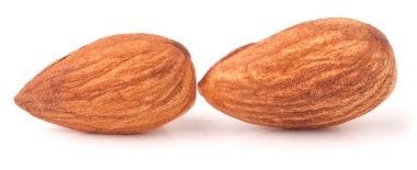 makroyu oluşturan iki ham soyulmuş badem kapatın