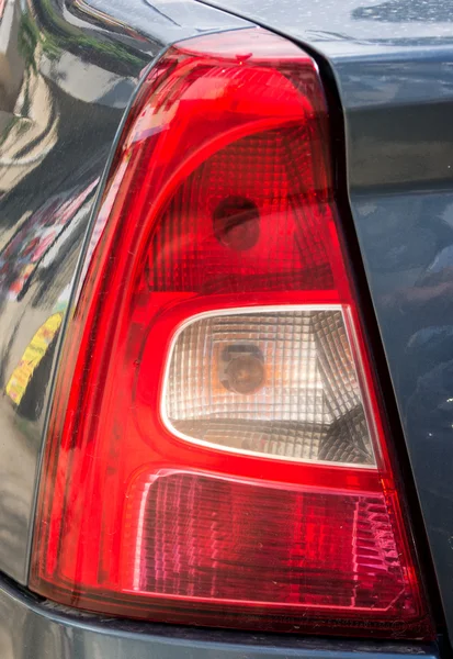 Światło pozycyjne tylne samochód z bliska makro — Zdjęcie stockowe