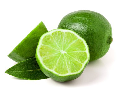 ile iki yarım kireç ve izole üzerinde beyaz arka plan yaprak