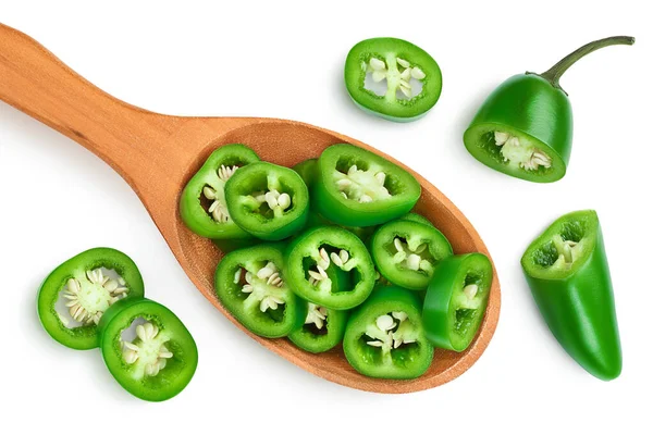 Sliced jalapeno pepper in wooden bowl isolated on white background. Green chili pepper with clipping path. Top view. Flat lay — Stock Photo, Image