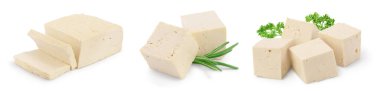 Tofu peyniri kırpma yolu ve tam derinlik alan, set ya da koleksiyon ile beyaz arkaplanda izole edildi