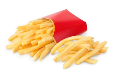 Patates kızartması ya da kırmızı bir karton kutuda patates kızartması. Beyaz arka planda tam derinlikte izole edilmiş.