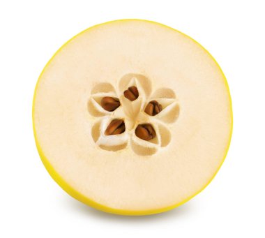 Kırpma yolu ve tam alan derinliği ile beyaz arkaplanda yarı izole taze quince