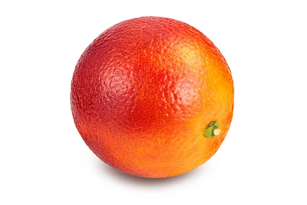 하얀 배경에 피붉은 오렌지가 분리되어 있고 길이 갈라지고 들판의 깊이가 넓다 — 스톡 사진