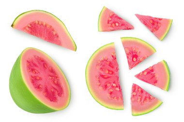 Beyaz arka planda izole edilmiş Guava meyve dilimleri. Üst Manzara. Düz yatıyordu