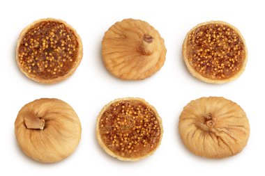 Kurutulmuş incir, kırpma yolu ve tam derinlikteki beyaz arkaplanda izole edildi. Üst Manzara. Düz yatıyordu. Ayarla ya da topla