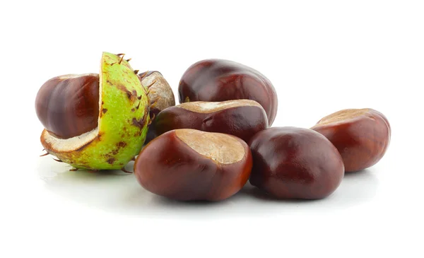 Fresh chestnuts — Stock Photo, Image