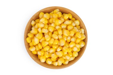 Tahta kasedeki mısır tohumları beyaz arka planda izole edilmiş. Üst Manzara. Düz yatıyordu.