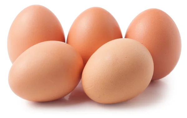Cinco ovos isolados sobre fundo branco — Fotografia de Stock