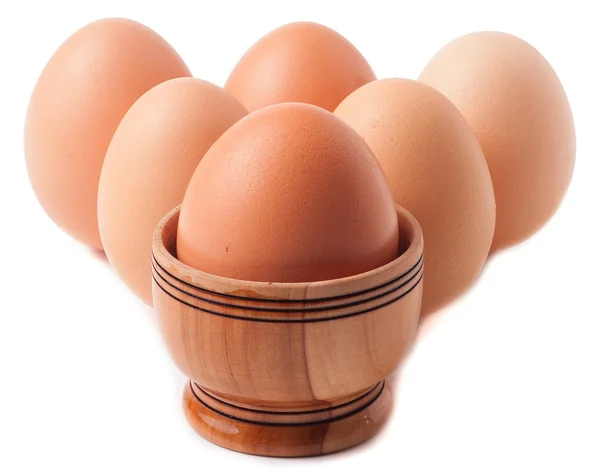 Pilha de ovo de galinha em forma de pirâmide, isolada em fundo branco — Fotografia de Stock