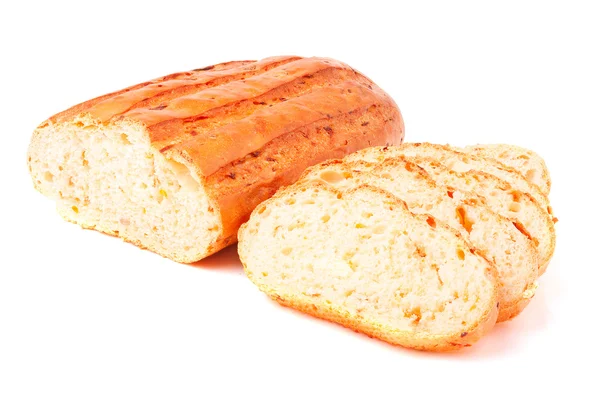 Pan rebanado. Aislado sobre un fondo blanco —  Fotos de Stock