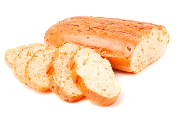 Dilimlenmiş ekmek. Beyaz bir arka plan üzerinde izole — Stok fotoğraf