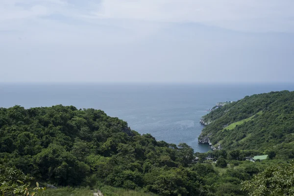 Punkt widokowy na górze na Koh Sri Chang Chonburi, Tajlandia — Zdjęcie stockowe