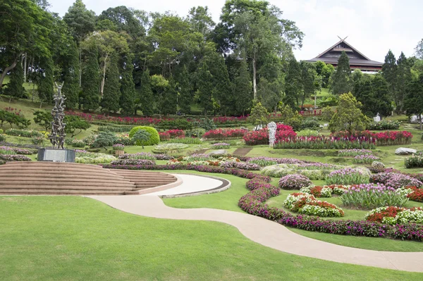 Tomar de Mae Fah Luang Garden, localizar en Doi Tung, Tailandia —  Fotos de Stock