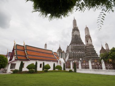 Fotoğraf alan, Tayland için önemli Wat Arun Budist Dini yerlerin