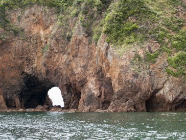 Koh Talu (aynı zamanda Koh Thalu veya Ko Taloo yazıldığını) olduğunu 30 dakika tekne Tayland Körfezi'nde özel bir ada binmek Bangsaphan.