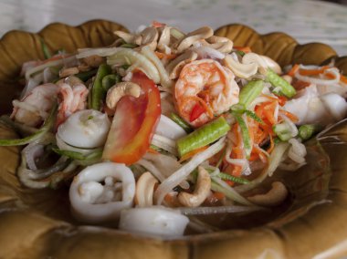 Tay Papaya salata deniz ürünleri