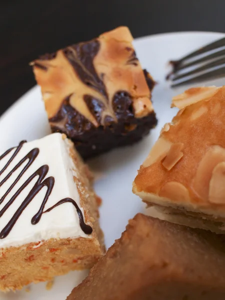 Cake on dish — Stock Photo, Image