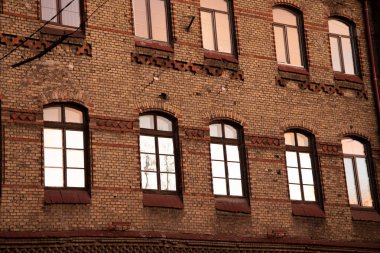 Eski tuğla duvar kemer penceresi kırsal perspektif arka plan desenli yüzey simgesi