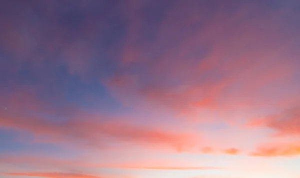 Dusk Βράδυ Μωβ Μπλε Ουρανό Φόντο Όμορφη Φύση Φωτογραφία Της — Φωτογραφία Αρχείου