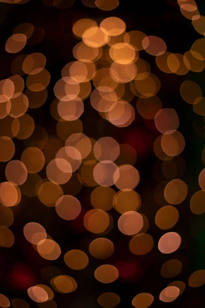 Рождественские Праздничные Золотые Огни Абстрактная Разряженная Вертикальная Фотография Черным Фоном — стоковое фото