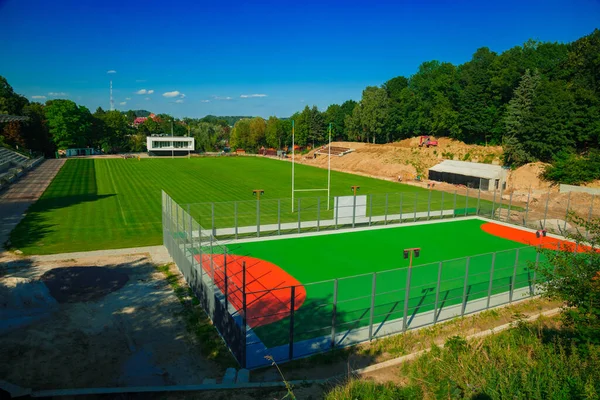 Stade Rugby Construction Dernière Étape Herbe Verte Sport Prairie Vue — Photo