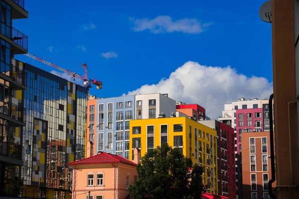 Appartamento Immobiliare Facciate Esterne Colorate Edilizia Abitabile Città Vista Urbana — Foto Stock