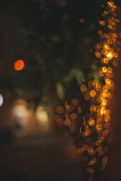 Fiestas Navideñas Calle Festiva Guirnalda Luces Abstracto Bokeh Círculos Desenfocado — Foto de Stock