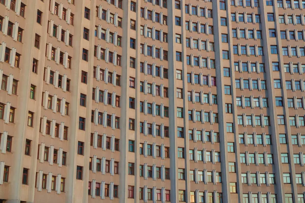 Oude Ussr Architectuur Enorme Gebouw Achtergrond Met Betonnen Muur Perspectief — Stockfoto