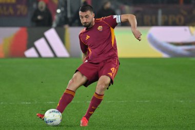 AS Roma 'dan Bryan Cristante, Roma' daki Olimpico Stadyumu 'nda AS Roma-Cagliari maçında, 29 Şubat 2026