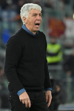 Roma Teknik Direktörü Gian Piero Gasperini, Roma 'daki Olimpico Stadyumu' nda AS Roman v Cagliari arasında oynanan Enilive maçında tepki gösterdi.