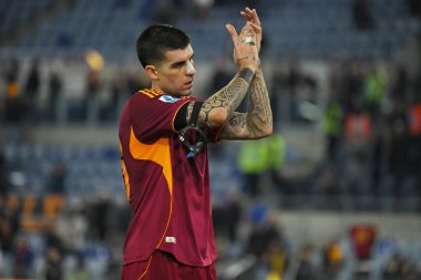 AS Roma 'dan Gianluca Mancini, Roma' daki Olimpico Stadyumu 'nda AS Roman v Cagliari arasında oynanan Enilive maçında, 9 Şubat 2026