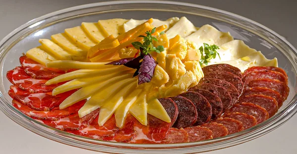 Italian Appetizers Salami Pantry Mulch Colonial Cheese Parmesan Chips Sausages — Stock Photo, Image