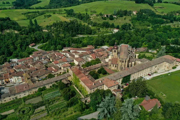Vista Aérea Sobre San Antoine Abbaye Isere France — Foto de Stock