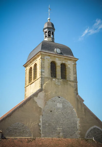 ブルゴーニュのヴェゼレー教会の鐘楼 — ストック写真