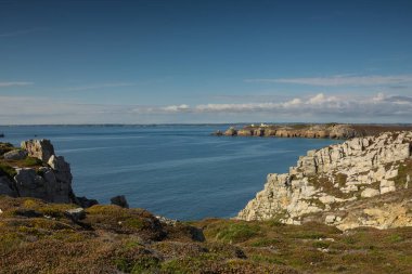 Brittany Finistere 'deki Crozon yarımadasının güzel manzarası