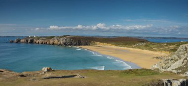 Brittany Finistere 'deki Crozon yarımadasının güzel manzarası