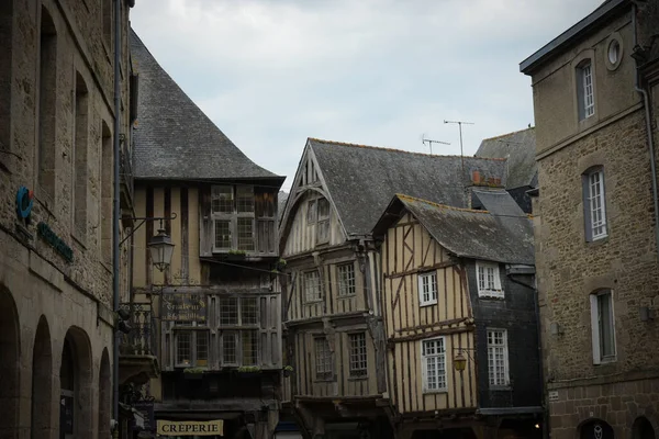 Casas Antigas Cidade Medieval Dinan Bretanha França — Fotografia de Stock