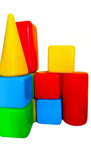 Große Kinderwürfel Verschiedenen Farben Auf Weißem Isoliertem Hintergrund — Stockfoto