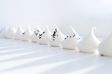 Modern beze öpücük