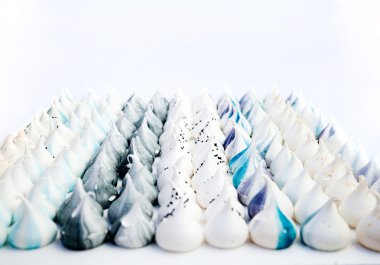 Modern beze öpücük