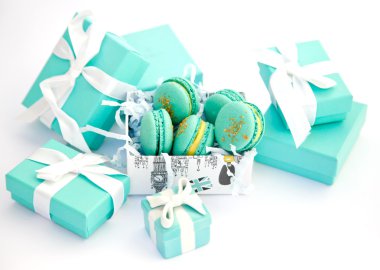 hediye kutuları ve macarons