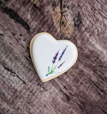  ahşap arka plan üzerinde bisküvi