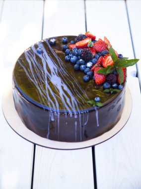 ahşap arka plan üzerinde kek