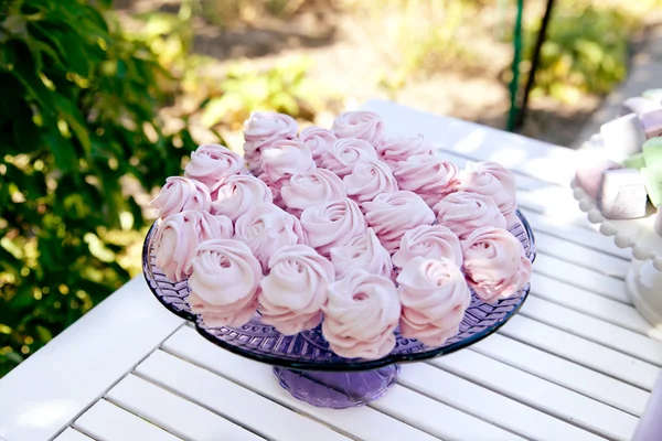 Marshmallow på dessertbordet — Stockfoto